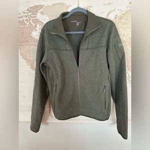 Olive Green Men’s Arc’teryx Fleece Jacket